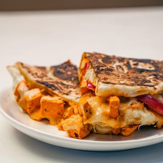 Paneer Tikka Naanwich with Masala Fries
